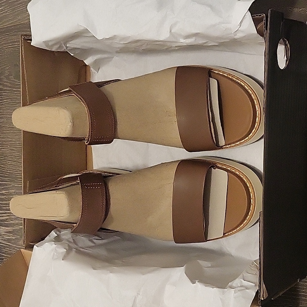 Sorel Women's Joanie™ IV Y Strap Wedge Sandal Size 11 Never Worn - Picture 17 of 17